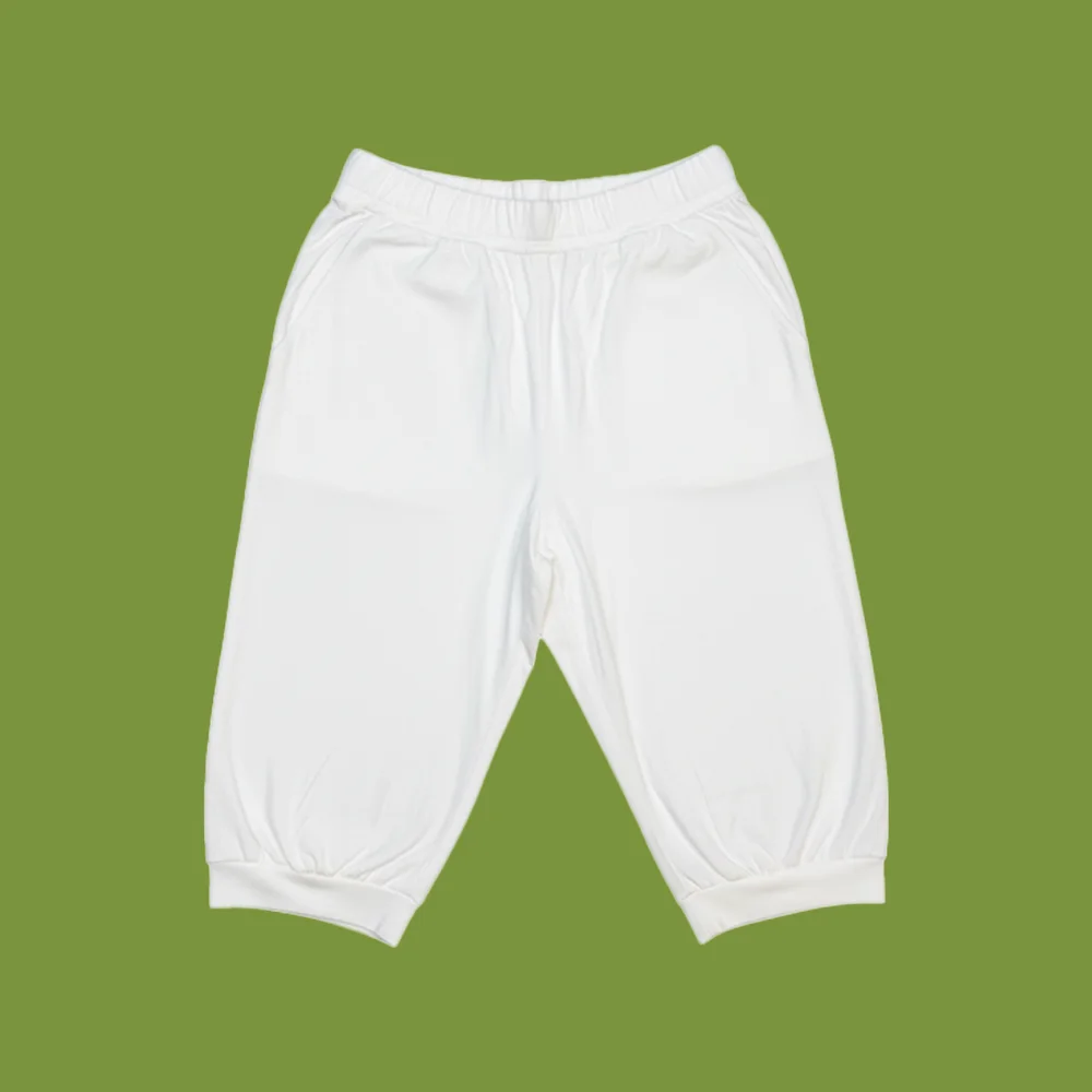 شلوارک نخی زنانه عکس شلوارک نخی زنانه روزی پاک 🌿 پارچه کاملاً طبیعی