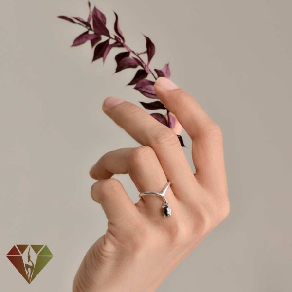 انگشتر حدید زنانه طرح گلنار