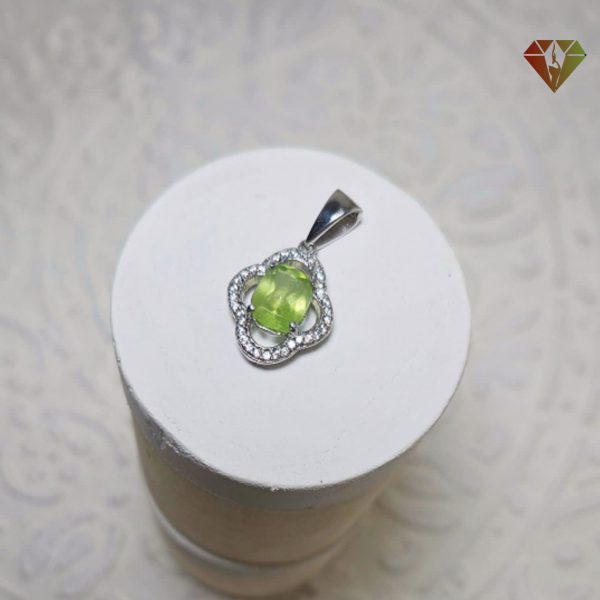 گردنبند زبرجد