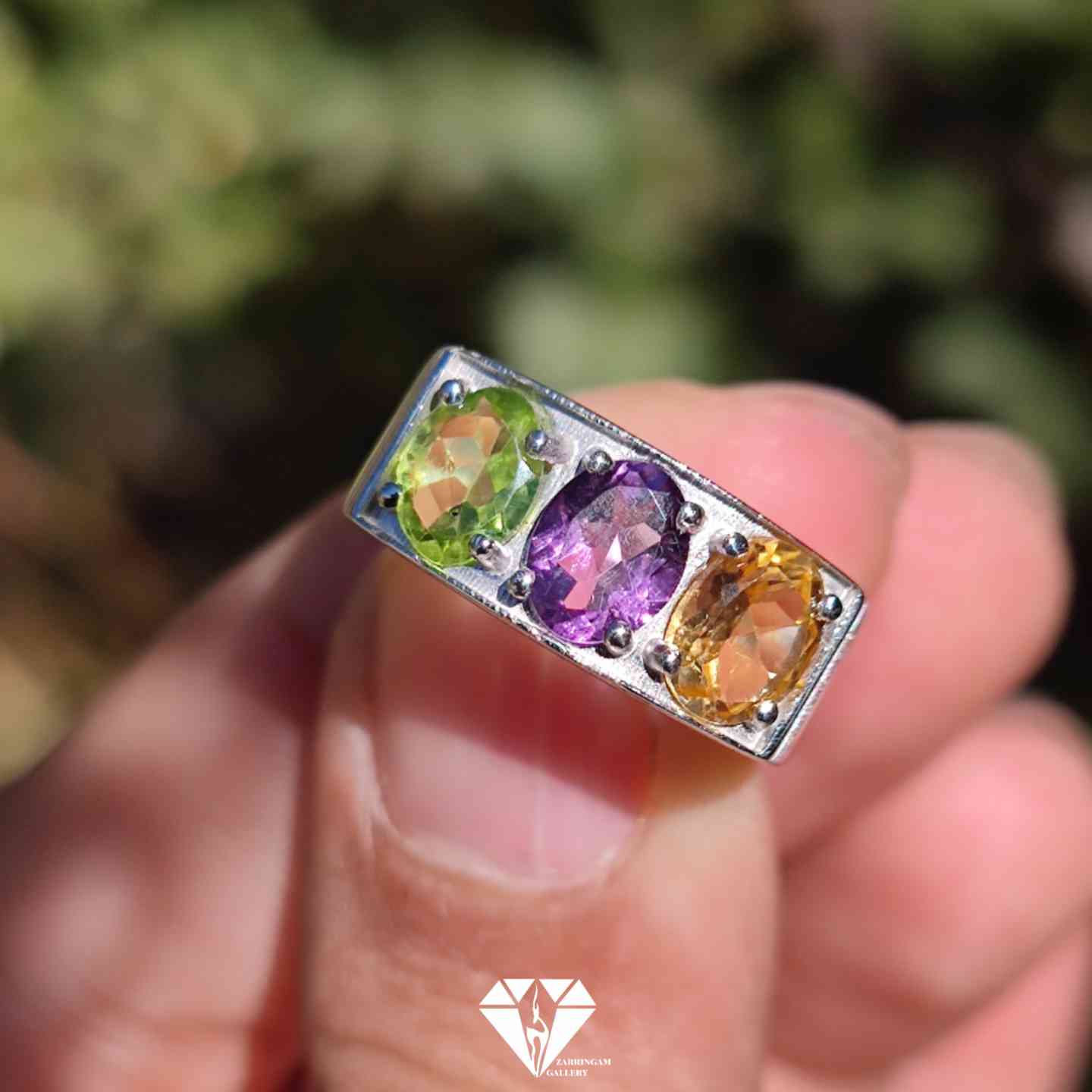 Picsart_25-12-06_12-59-12-715