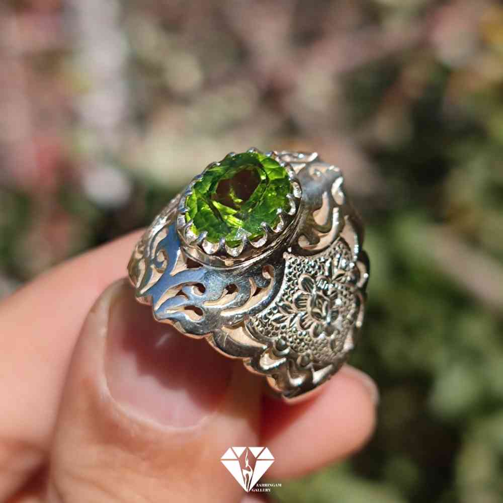 Picsart_25-12-08_18-26-19-584