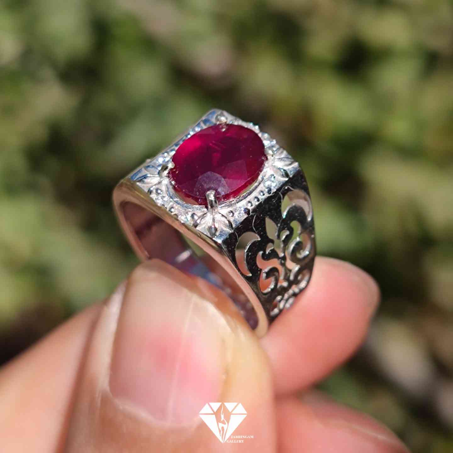 Picsart_25-12-08_18-39-59-793