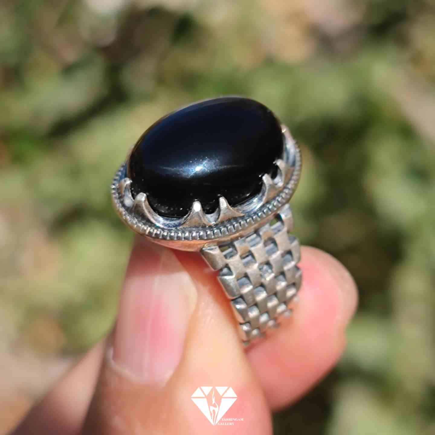 Picsart_25-12-08_18-41-13-302