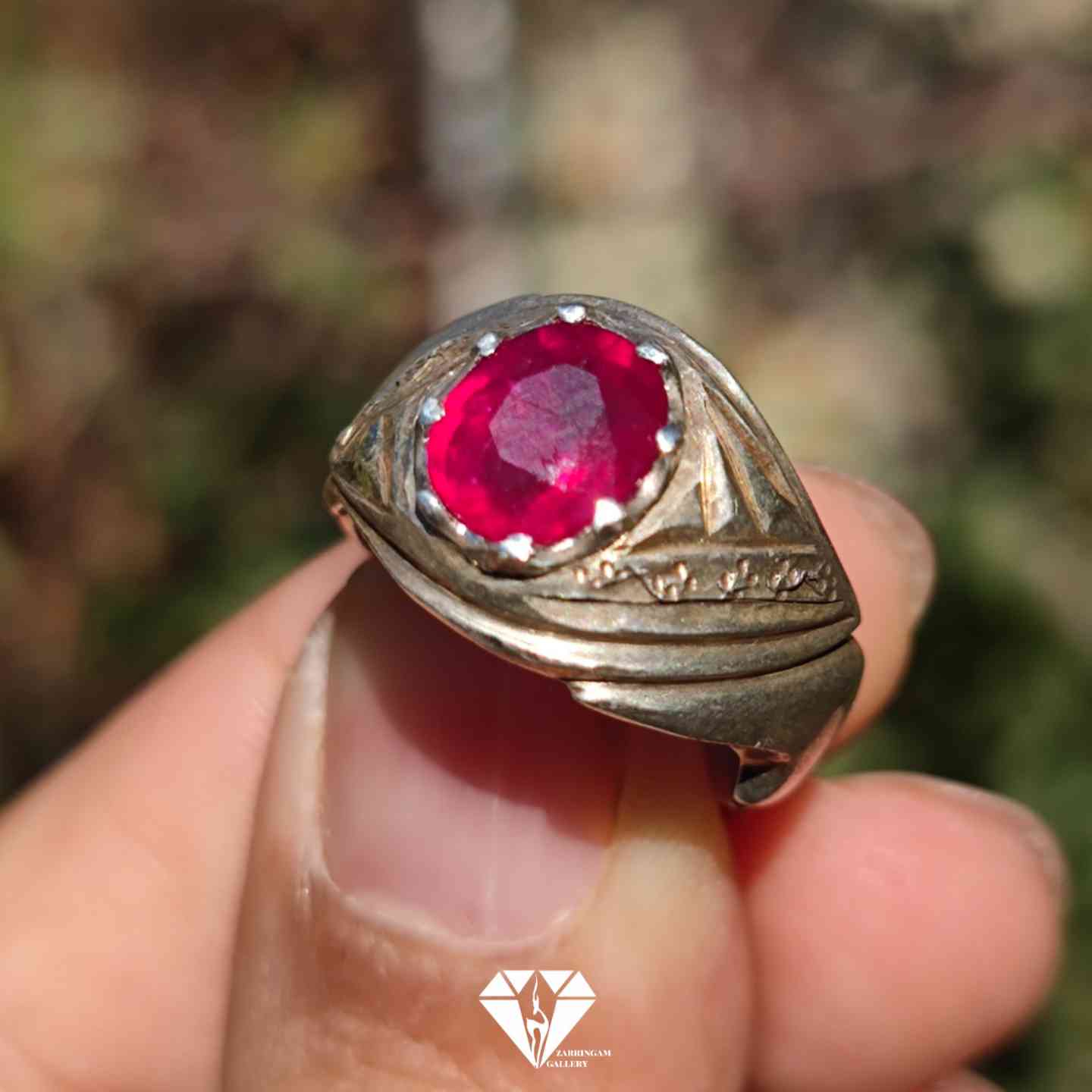 Picsart_25-12-08_18-44-57-960