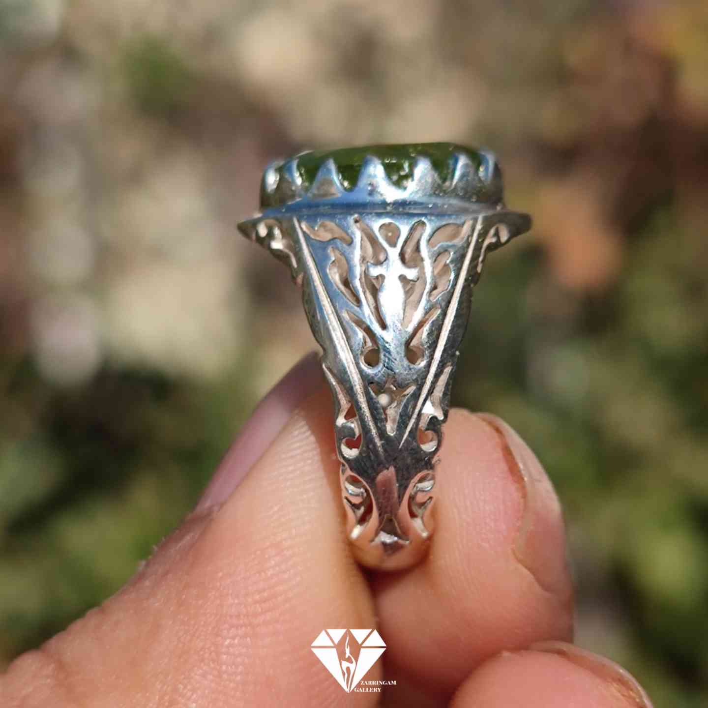 Picsart_25-12-08_18-46-50-782