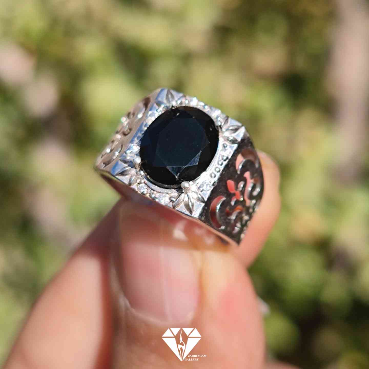 Picsart_25-12-08_18-56-49-459